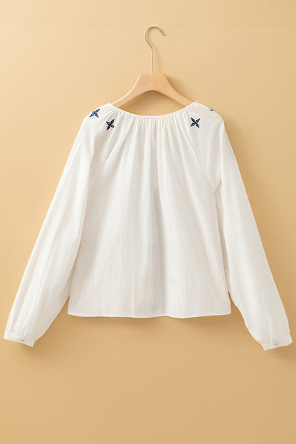 Wit geometrische geborduurde blouse met lange mouwen met knoop