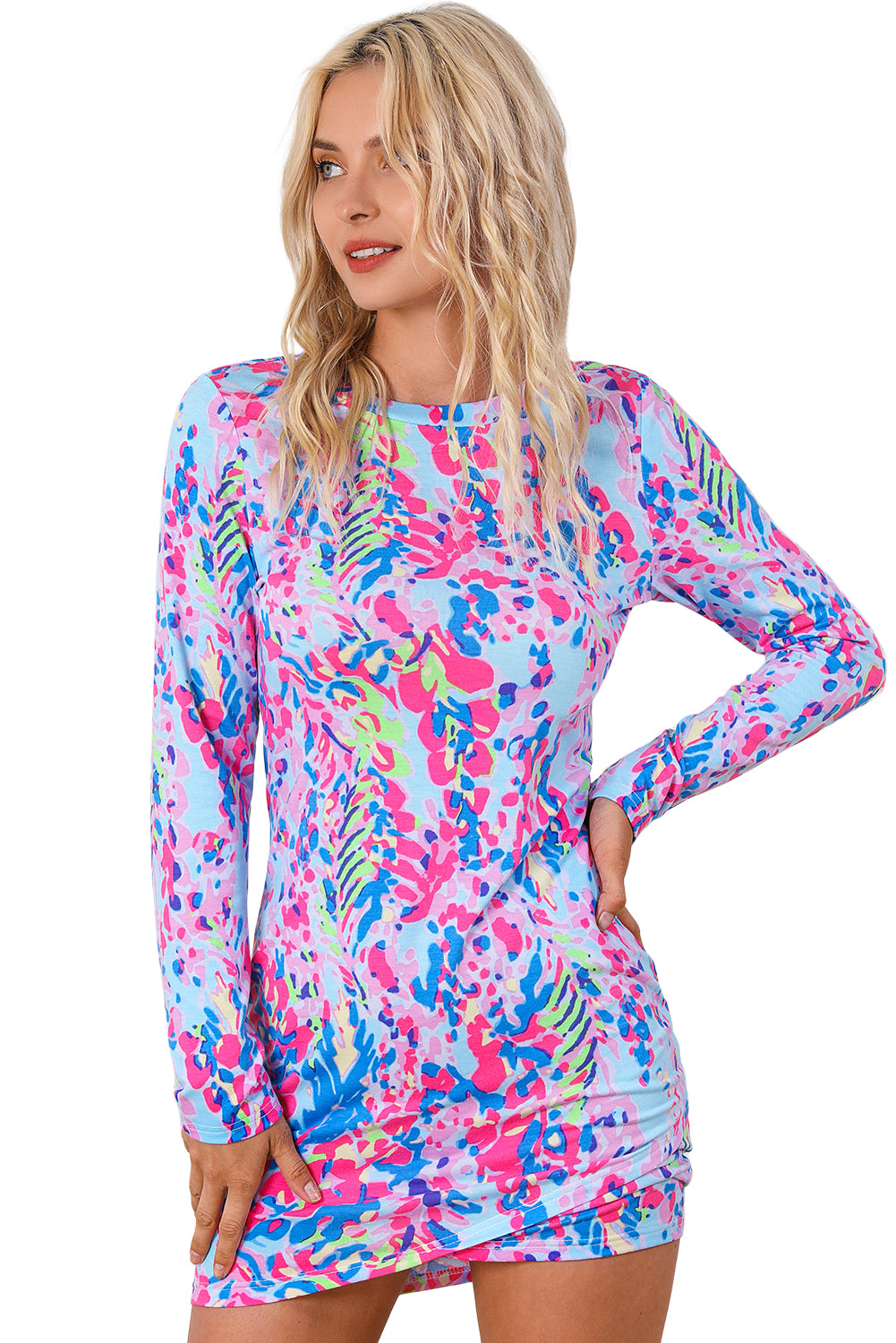 Hemelsblauwe mini-jurk met lange mouwen en gekruiste zoom met bloemenprint