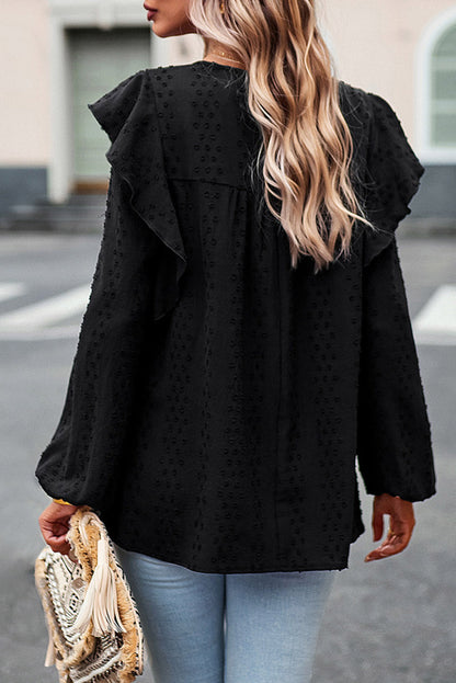 Zwarte kanten blouse met oogjes, ruches, schouder en lange mouwen