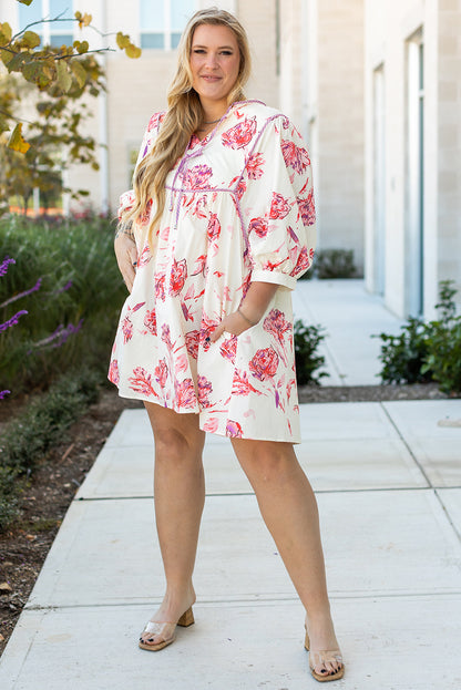 Witte bloemenprint kanten omhoog v nek ballon mouw plus size shift mini jurk