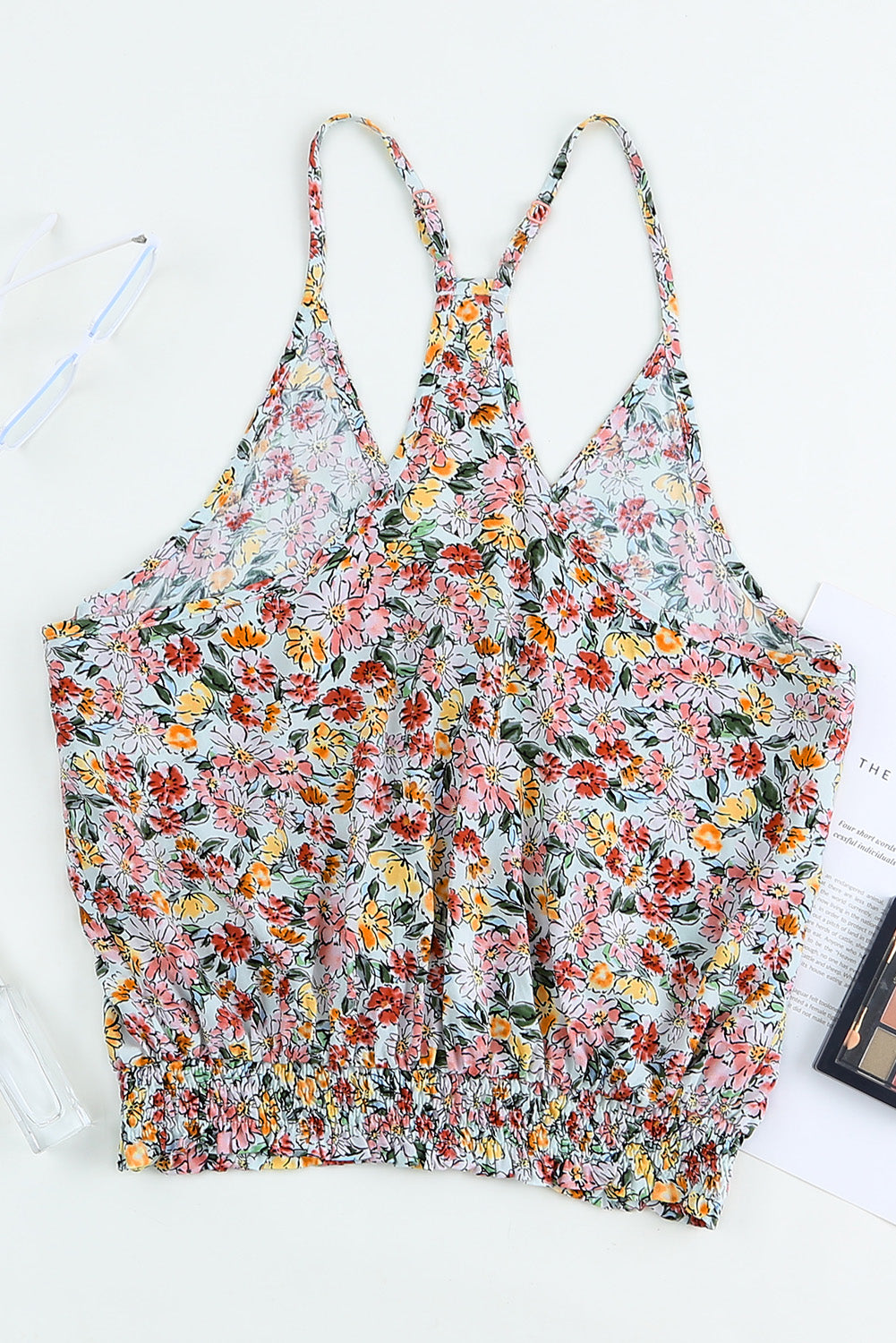 Veelkleurige tanktop met bloemen en V-hals