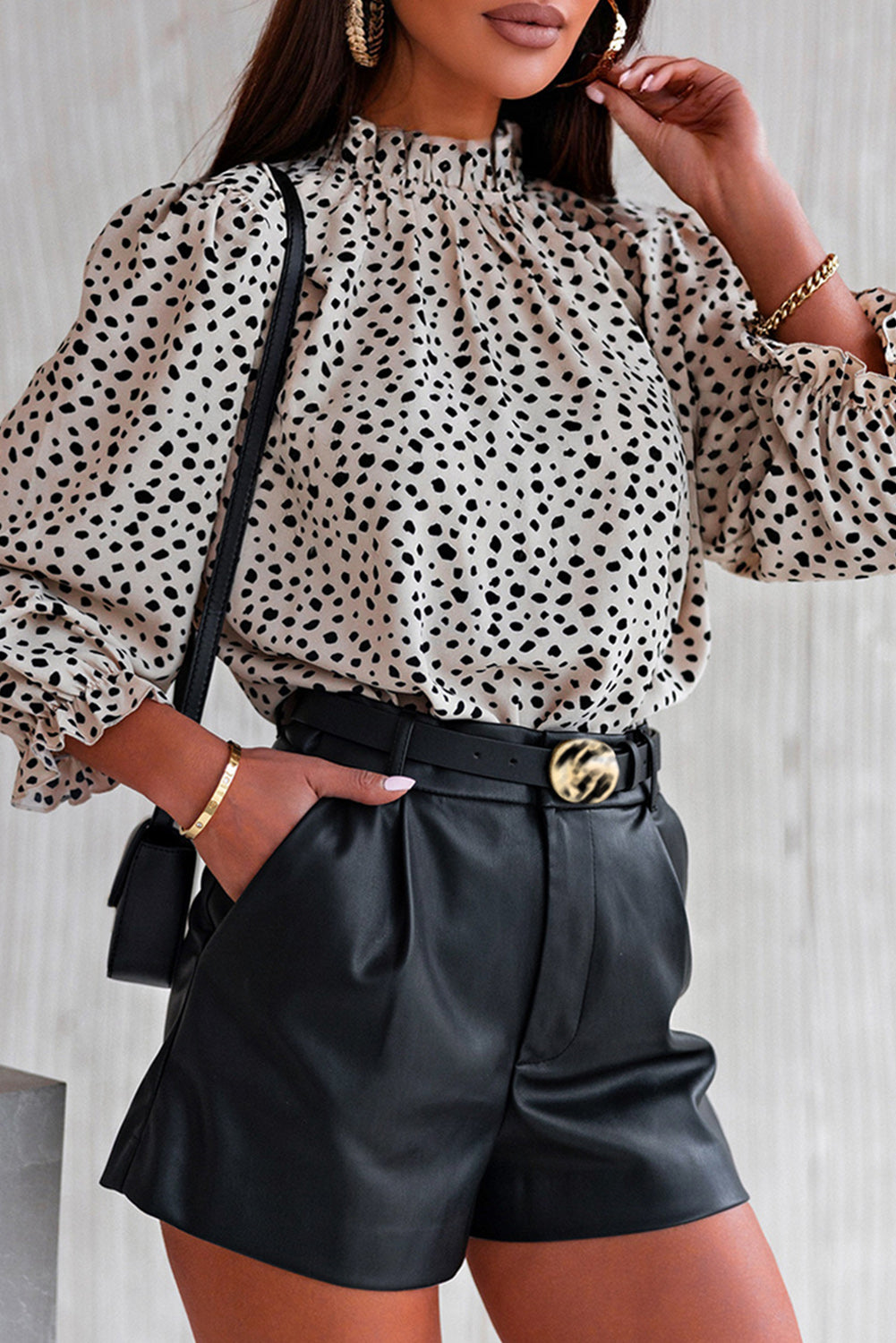 Kaki Cheetah-blouse met 3/4 mouwen en ruches aan de hals