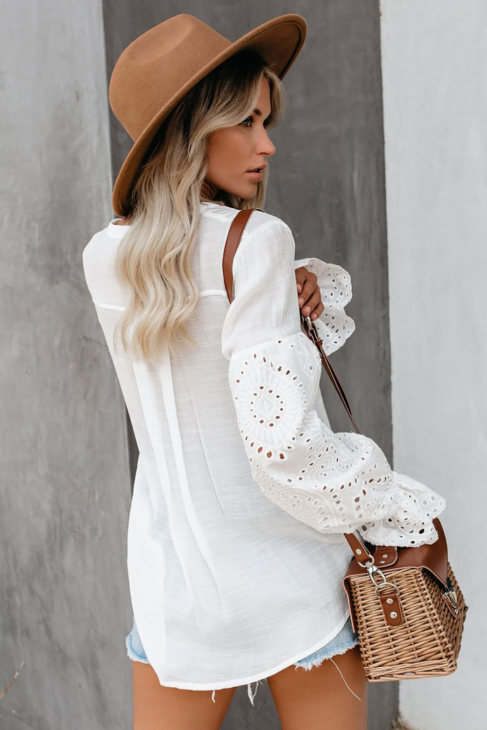Witte Rekindle Eyelet-knop bovenaan