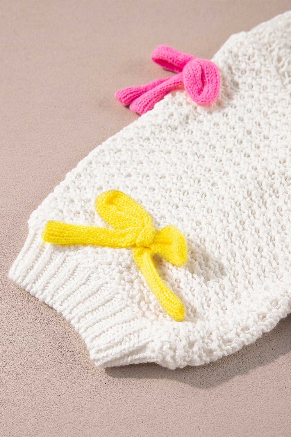 Wit kleurrijke boog gebreide mockhals sweater met korte mouwen