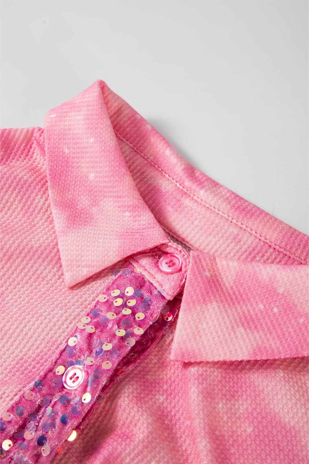 Abrikoosroze minerale wassing met pailletten en patchwork met klepzak