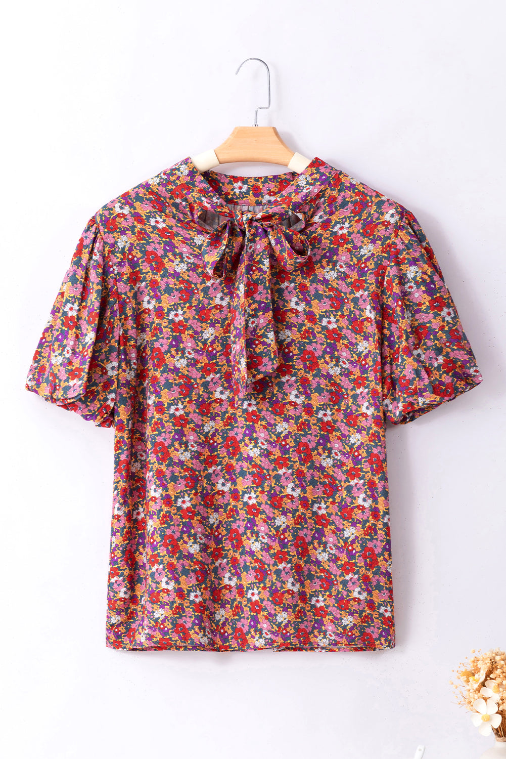 Paarse bloemenprint geknoopte blouse met hoge hals en pofmouwen
