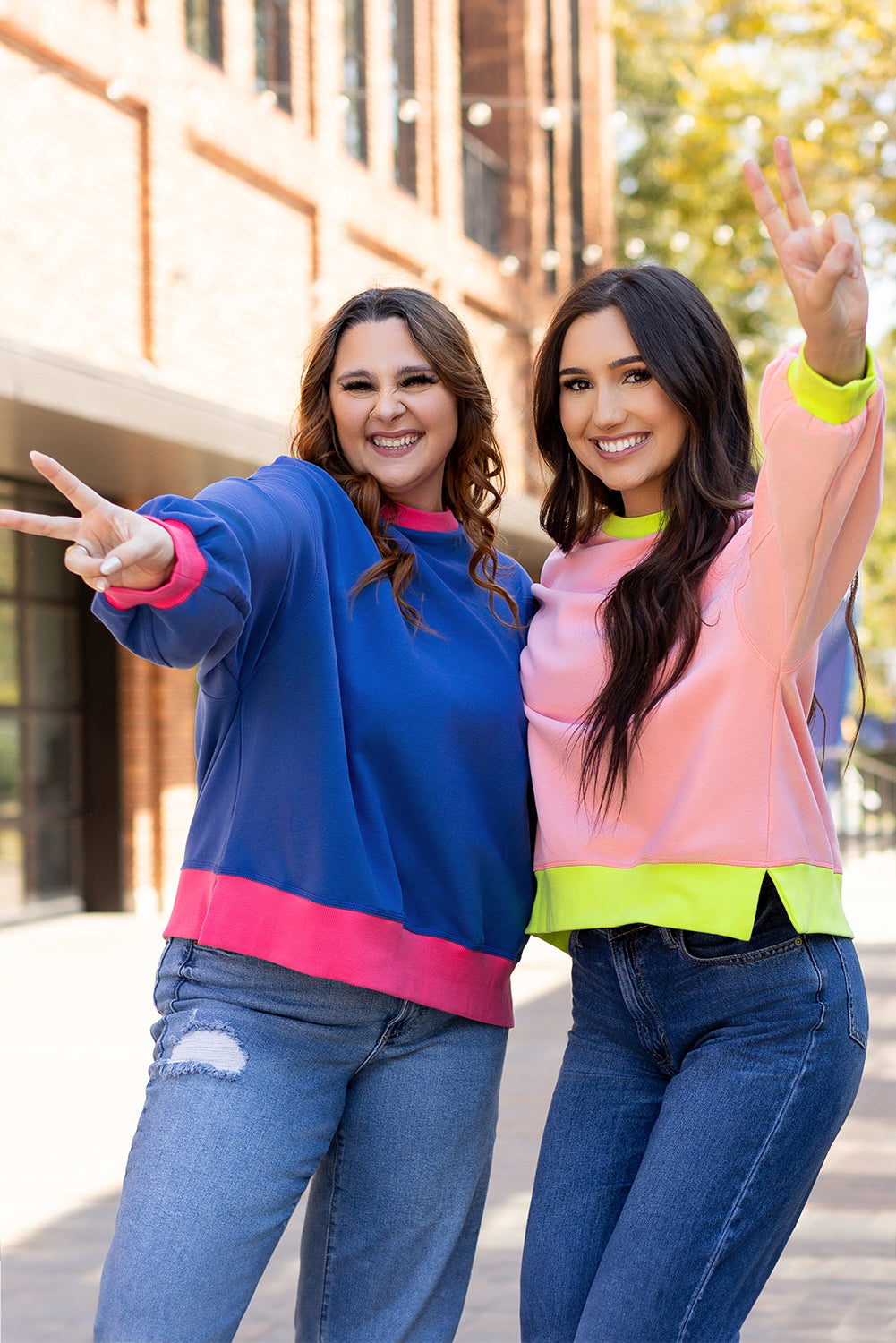 Roze sweatshirt met colorblock-bubbelmouwen