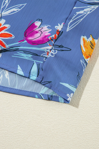 Hemelsblauwe tanktop met bloemenprint en knoopsluiting