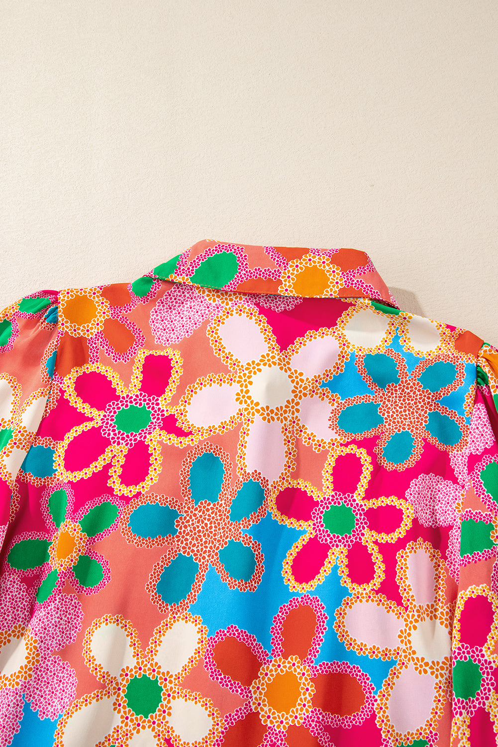 Overhemd met veelkleurige bloemenprint en bubbelmouwen