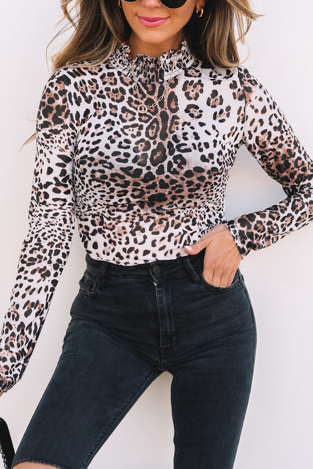 Bruine luipaard gesmokte nek mesh bodysuit met lange mouwen
