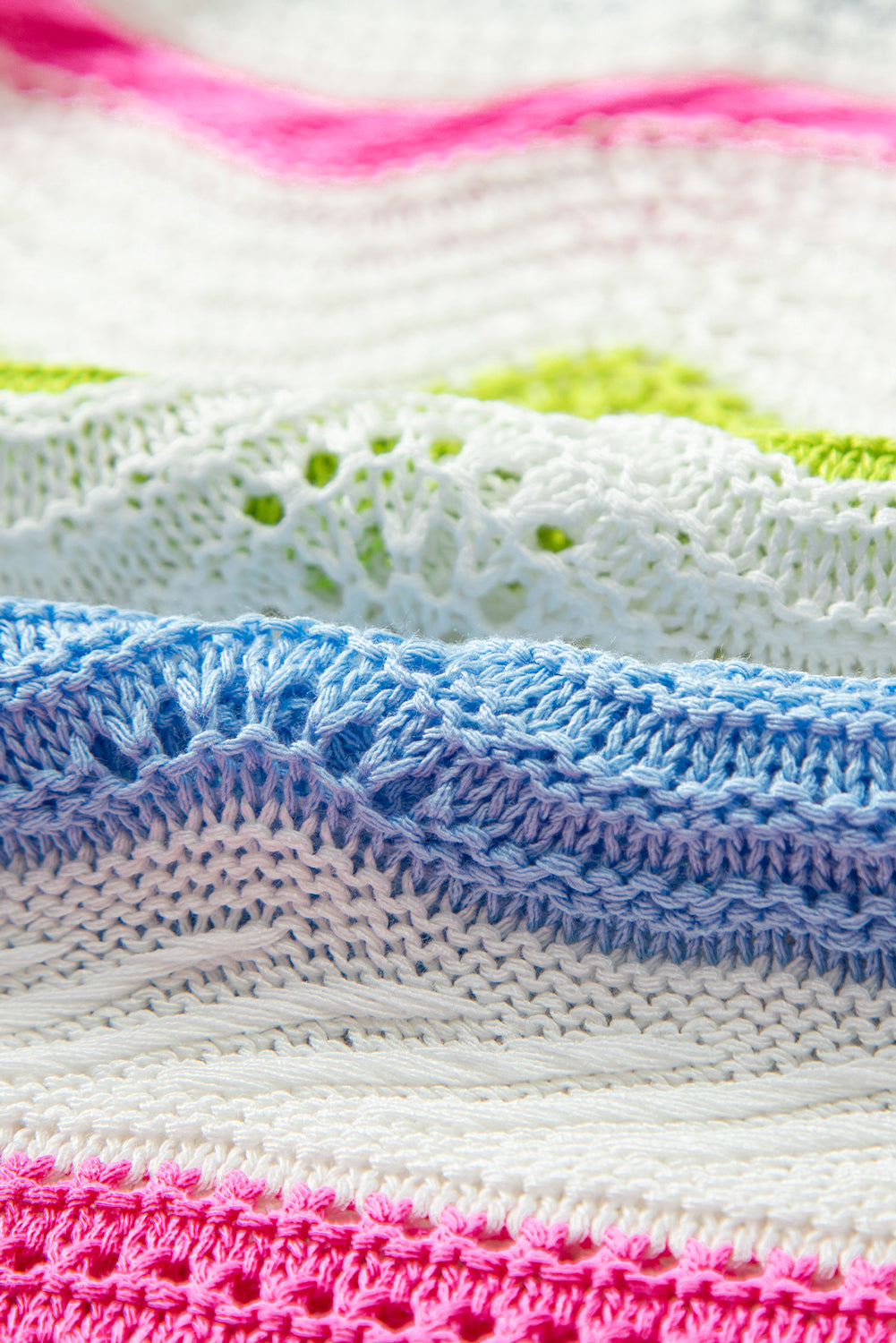 Witte colorblock gehaakte trui met ruches en korte mouwen