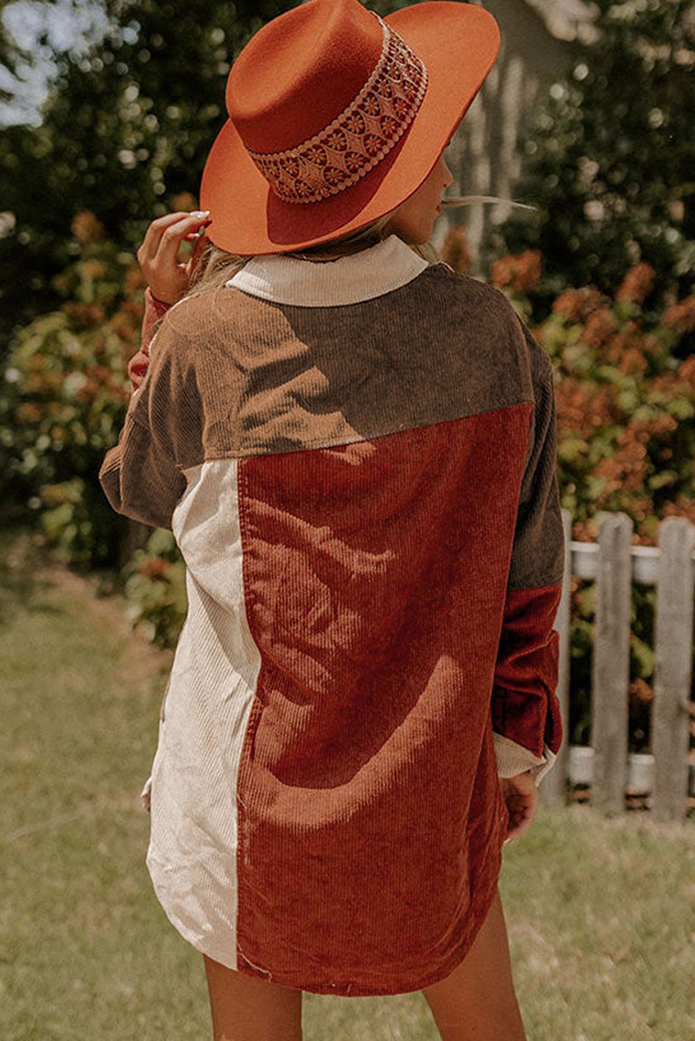 Kaneel Colorblock Corduroy shacket met gebogen zoom en zak