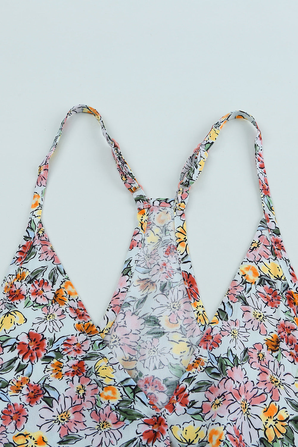 Veelkleurige tanktop met bloemen en V-hals