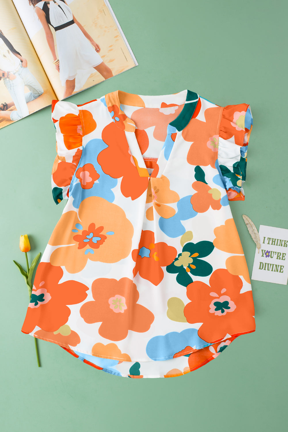 Oranje bloemen getande blouse met V-hals en ruches aan de mouwen