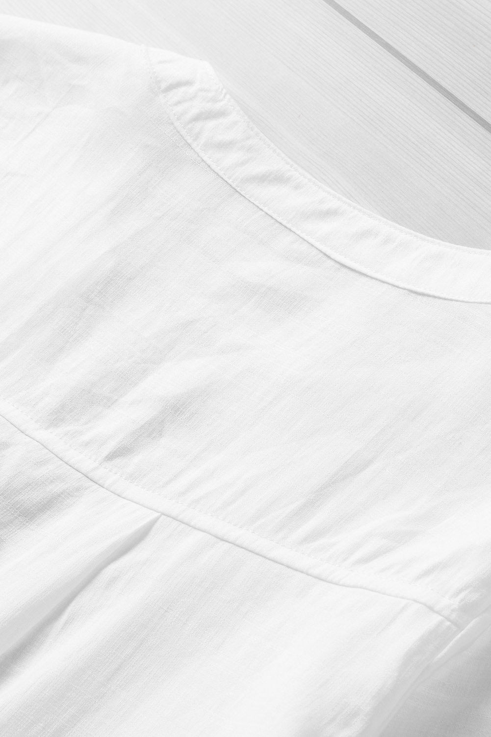 Witte Rekindle Eyelet-knop bovenaan