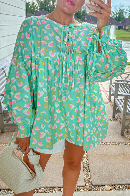 Groene abstracte bedrukte veterlantaarn mouw babydoll blouse