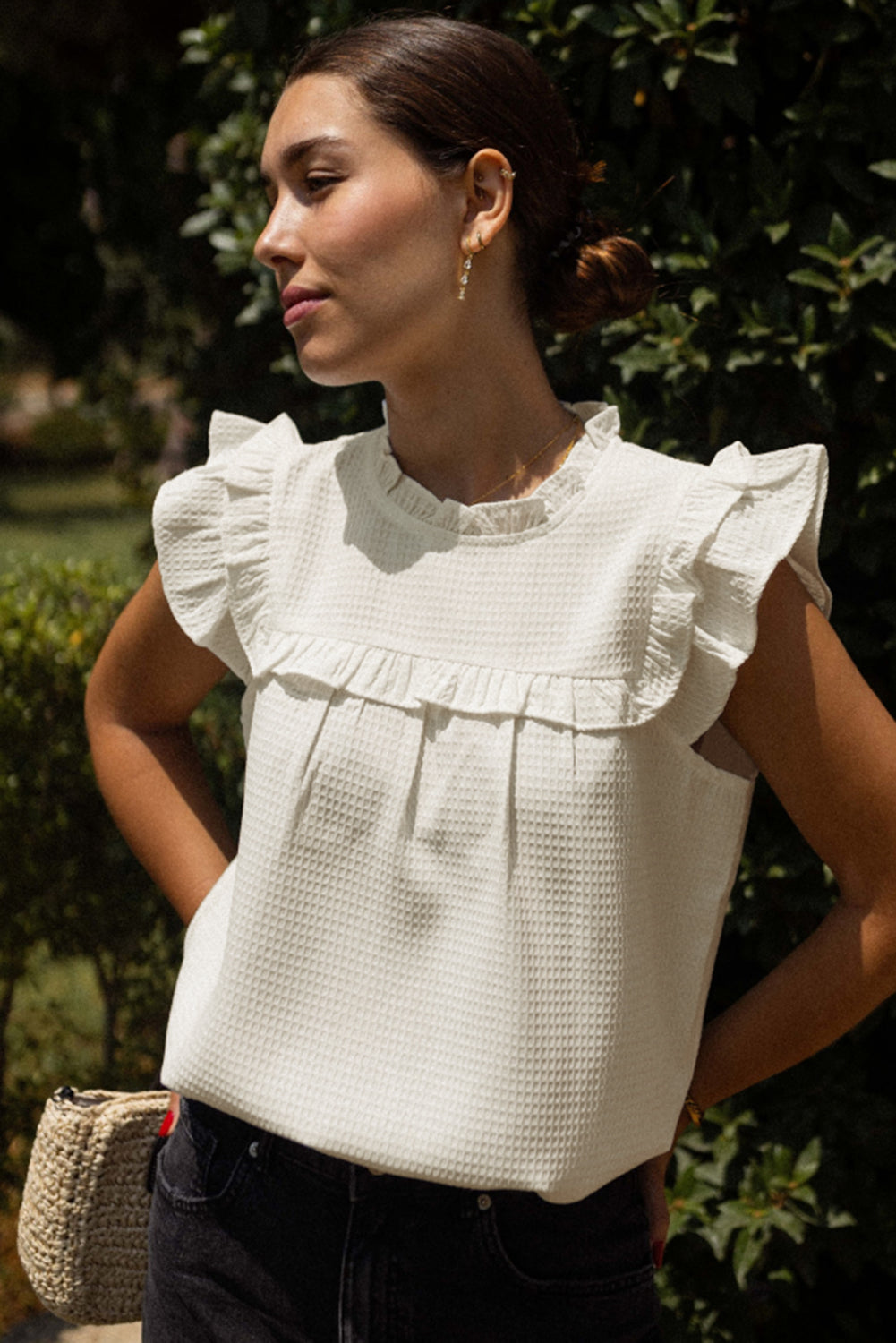 Witte vaste kleur ruches trim wafel gebreide blouse