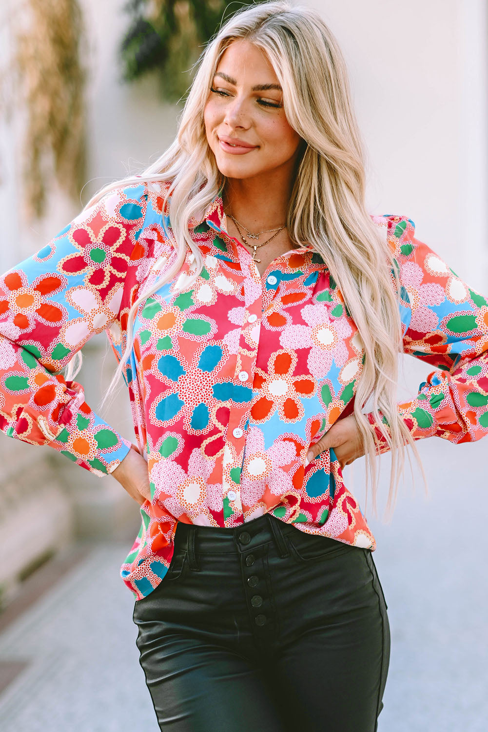 Overhemd met veelkleurige bloemenprint en bubbelmouwen