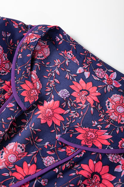 Paarse bloemen halve mouw splithals blouse top