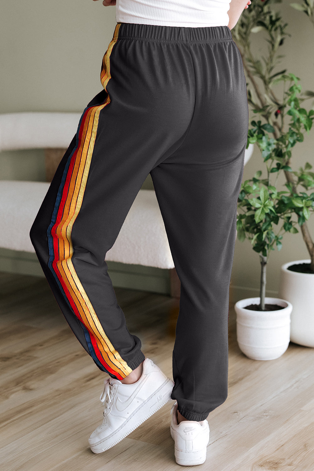 Donkergrijs tellende regenbogen hoge taille trainingsbroek