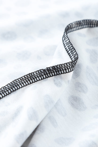 Zwarte tanktop met luipaardmotief en splithals