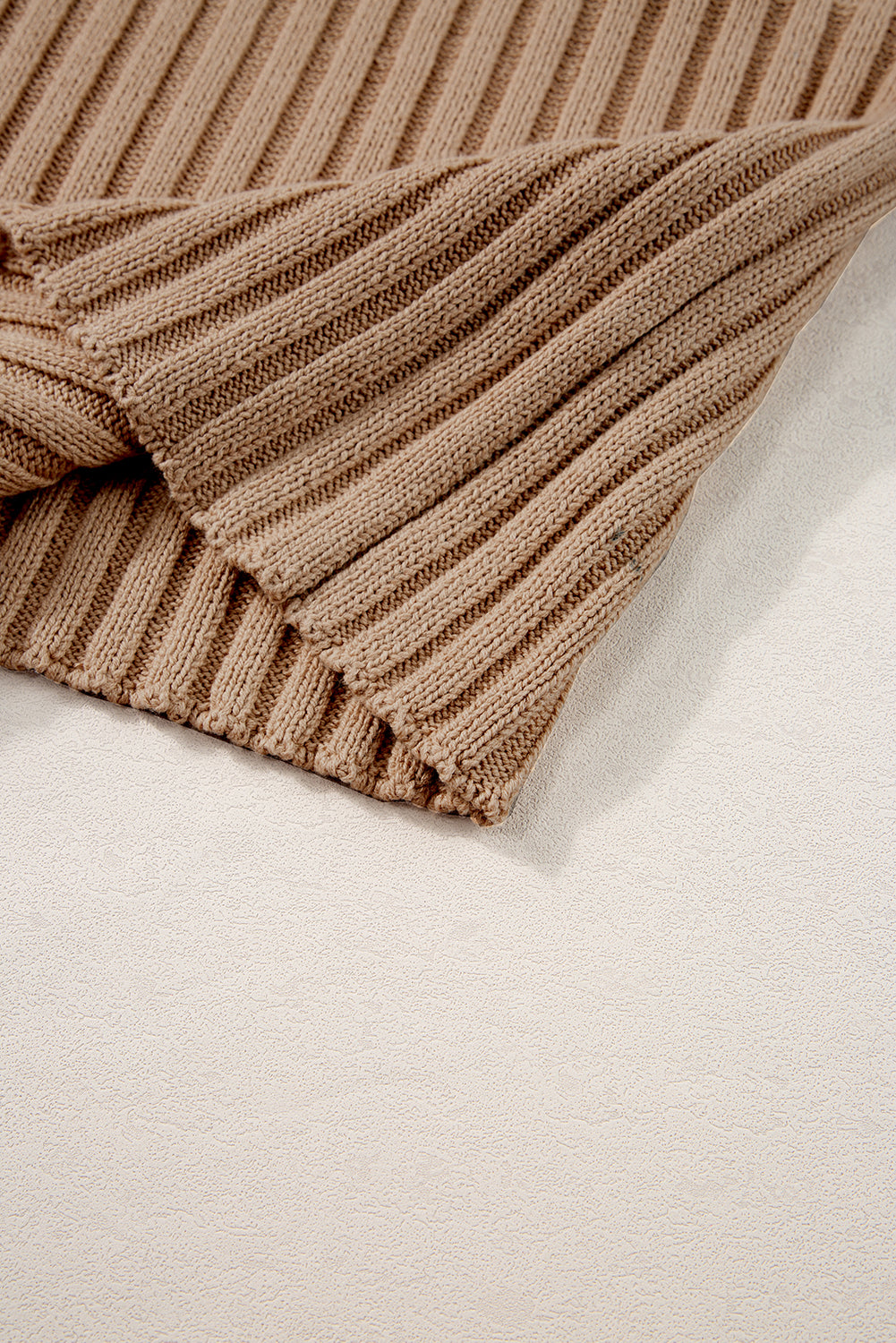 Licht Frans beige ribgebreid trui-T-shirt met wijde mouwen