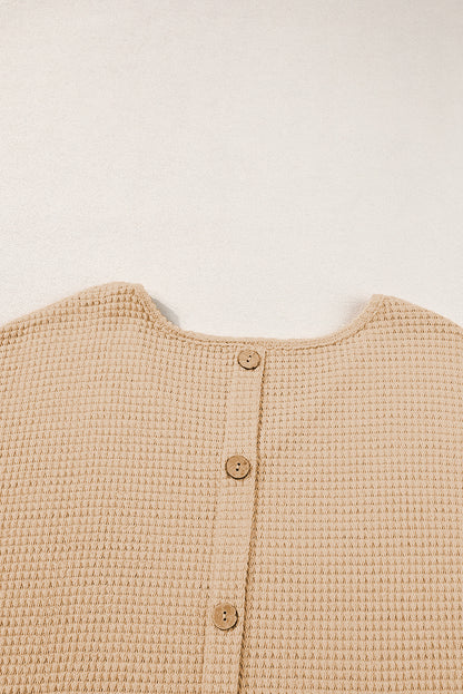 Havermout getextureerd T-shirt met knoopsluiting aan de achterkant en manchetten