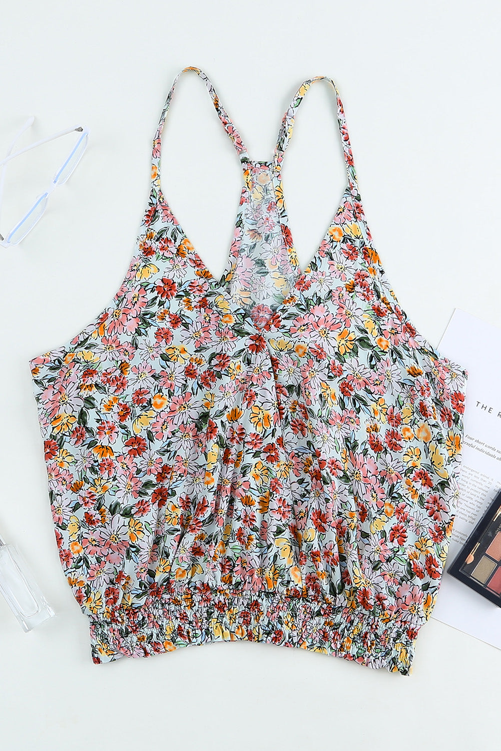 Veelkleurige tanktop met bloemen en V-hals