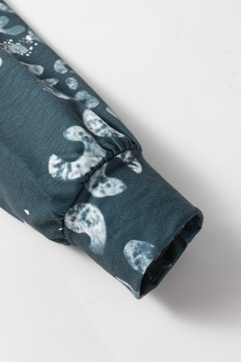 Blauwe luipaard gebleekte raglanmouw ronde hals sweatshirt