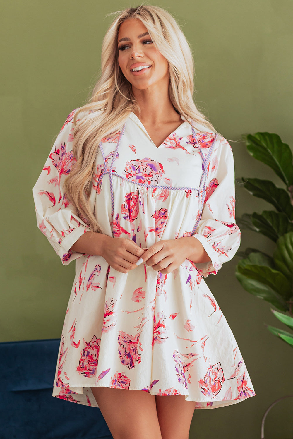 Roze bloemenprint ballon mouw v nek babydoll mini jurk